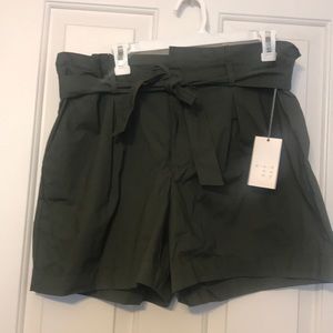 ❗️NWT❗️ Olive Green Short